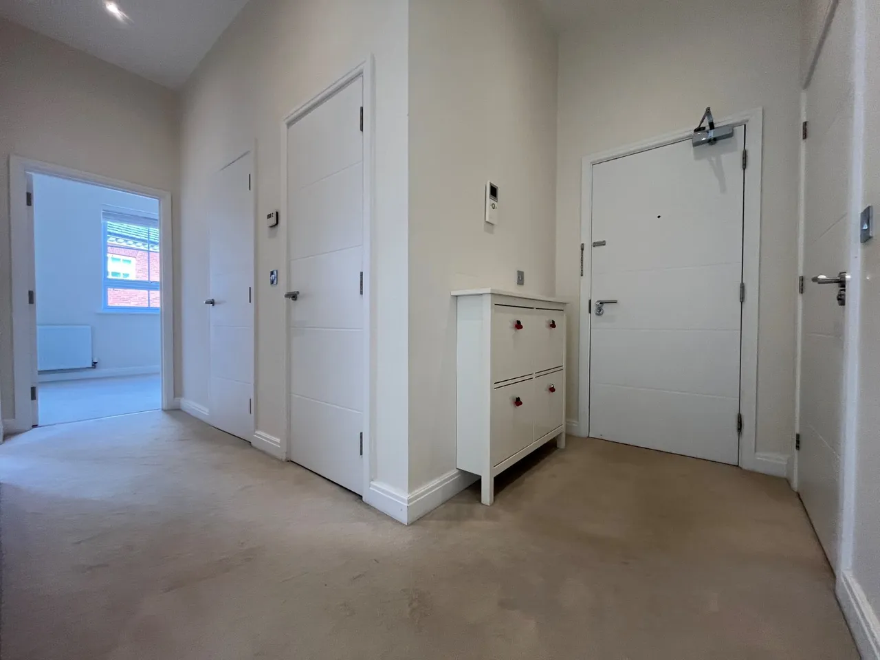 Main Street, Dickens Heath, B90, photo 14