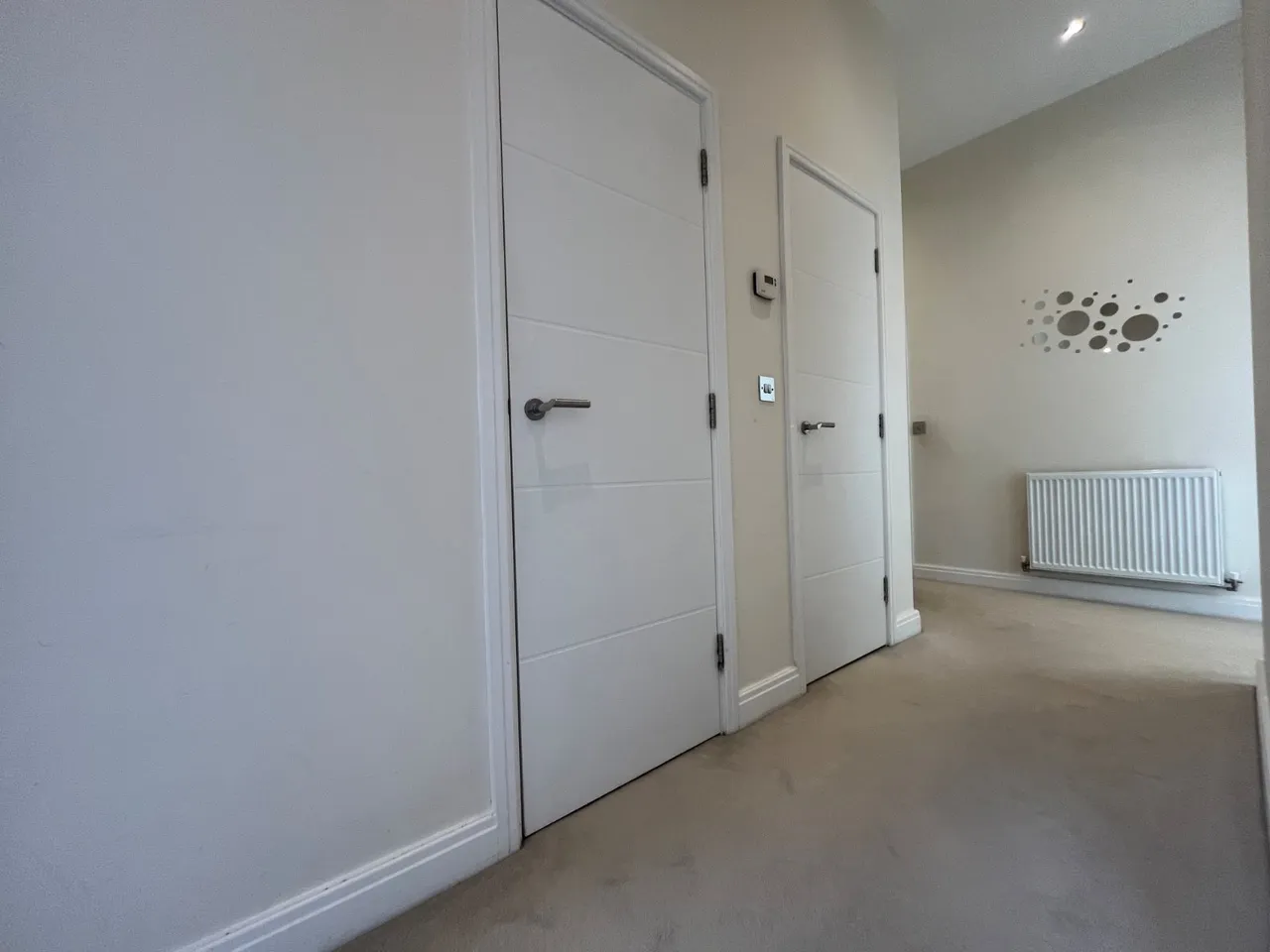Main Street, Dickens Heath, B90, photo 13