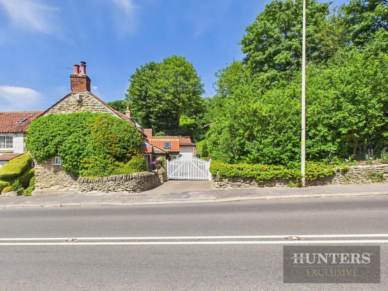 High Street, Brompton-By-Sawdon, YO13, photo 40