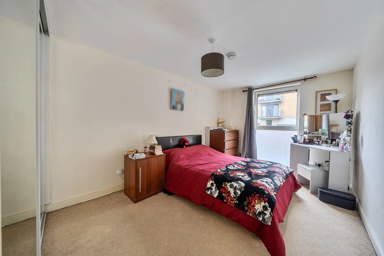 1 bed flat for sale — Greenfell Mansions, London, SE8