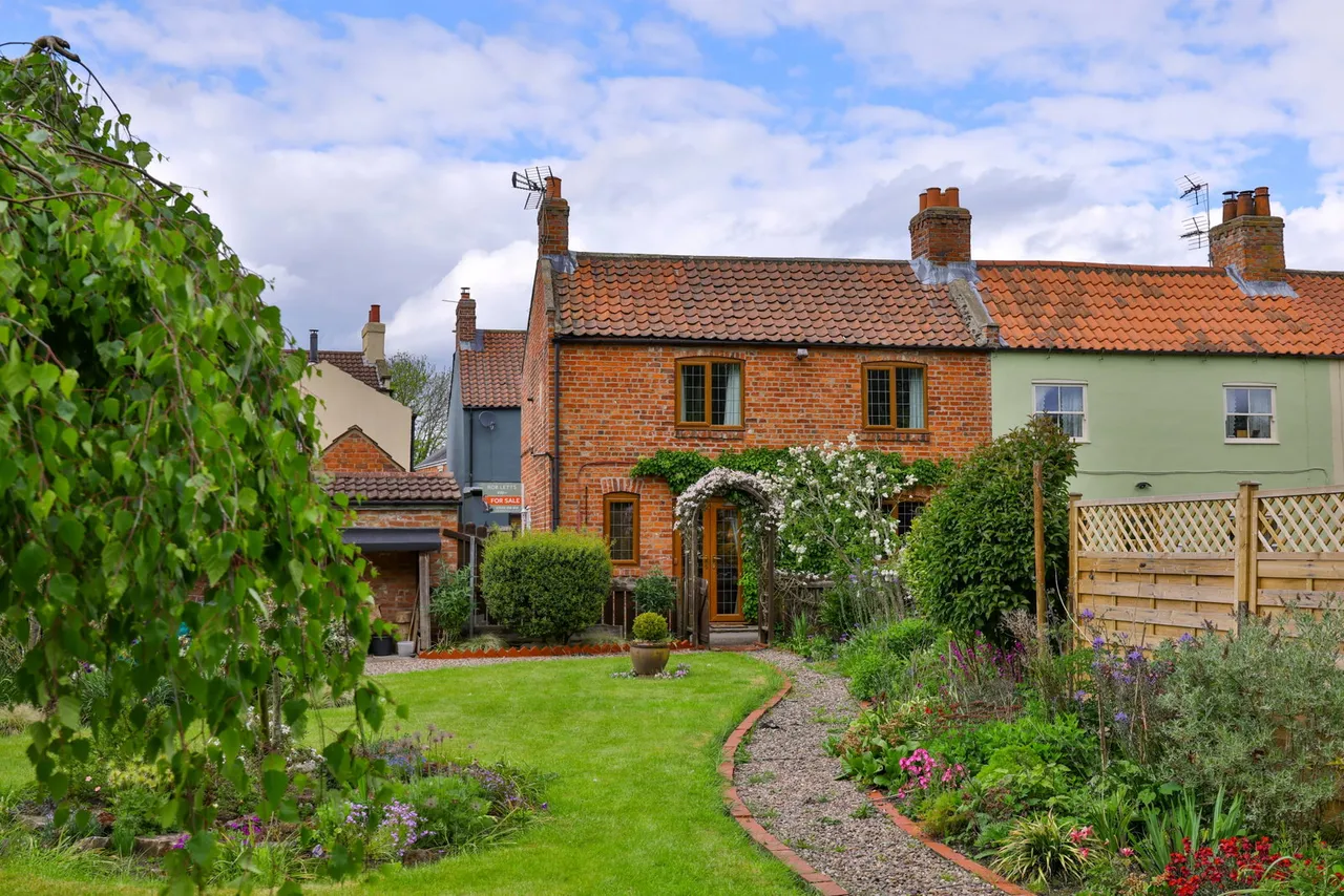 2 bed house for sale — Main Street, Bubwith