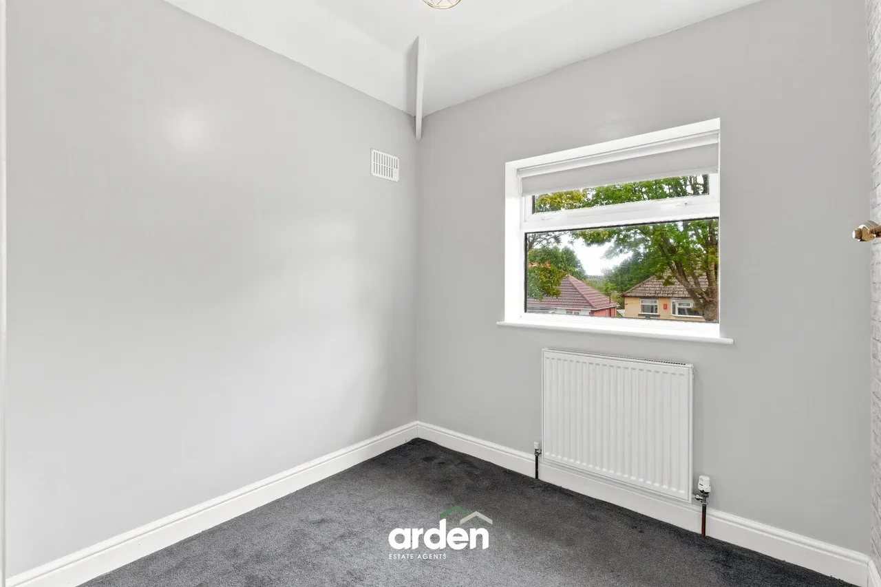 Cliff Rock Road, Rednal, B45, photo 10