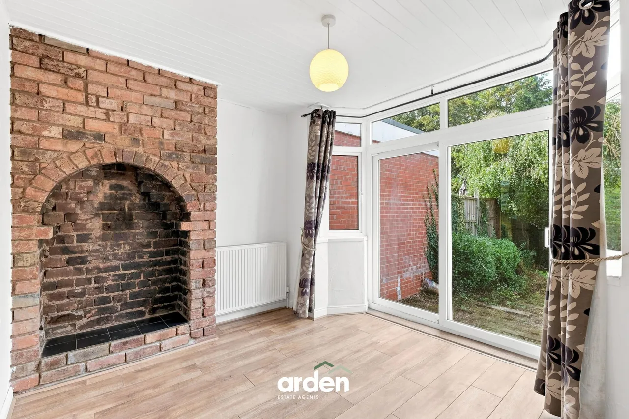 Cliff Rock Road, Rednal, B45, photo 4