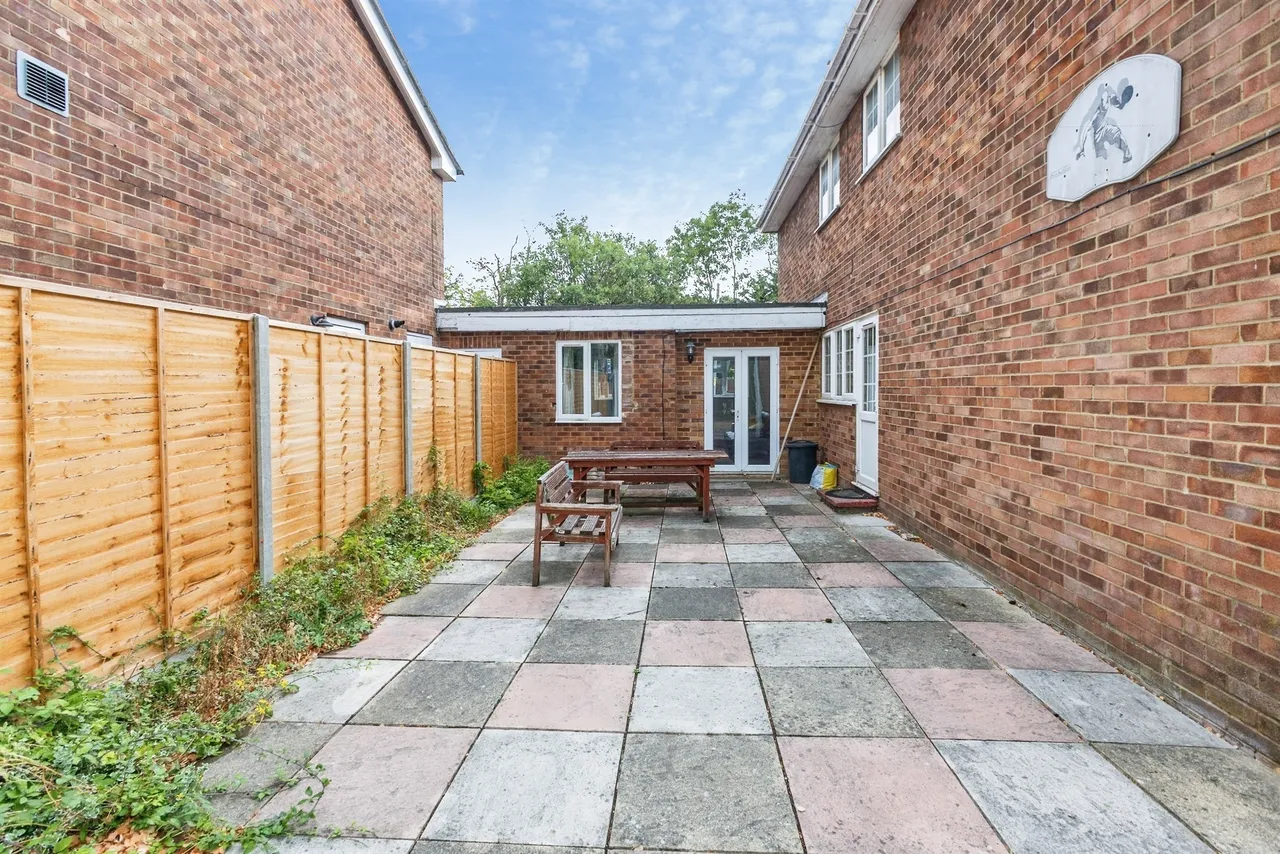 Old Whitley Wood Lane, Reading, RG2, photo 19