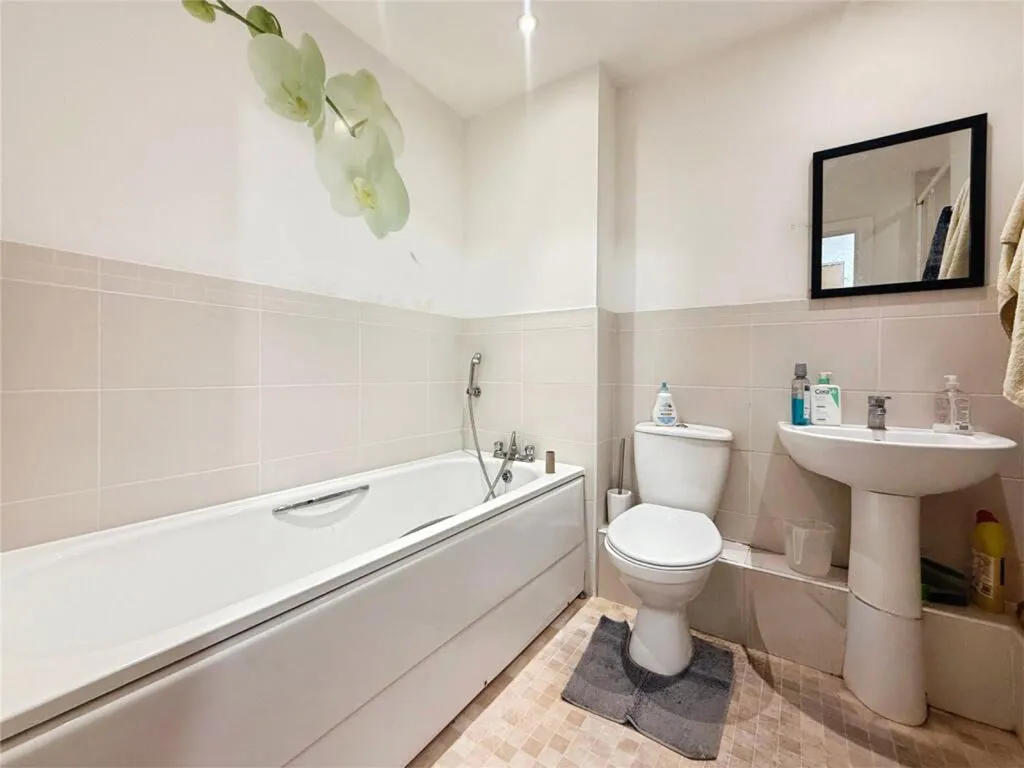 Holly Street, Luton LU1 3DD, photo 5