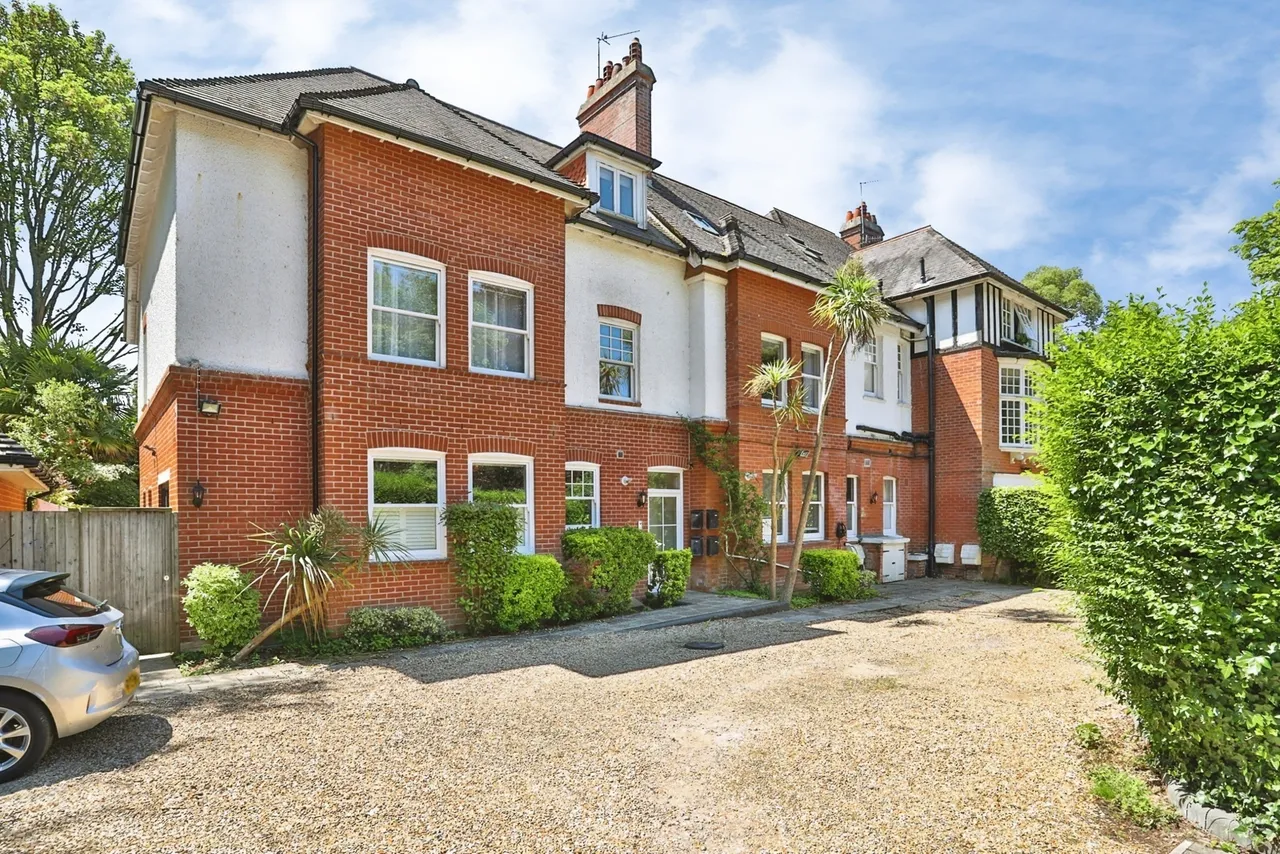 2 bed flat for sale, McKinley Road, Bournemouth, BH4