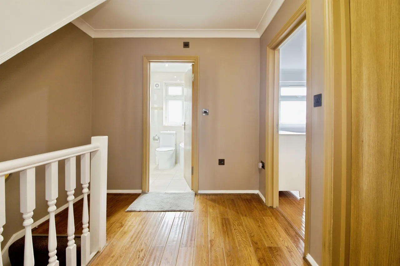 Upney Lane, Barking, photo 9