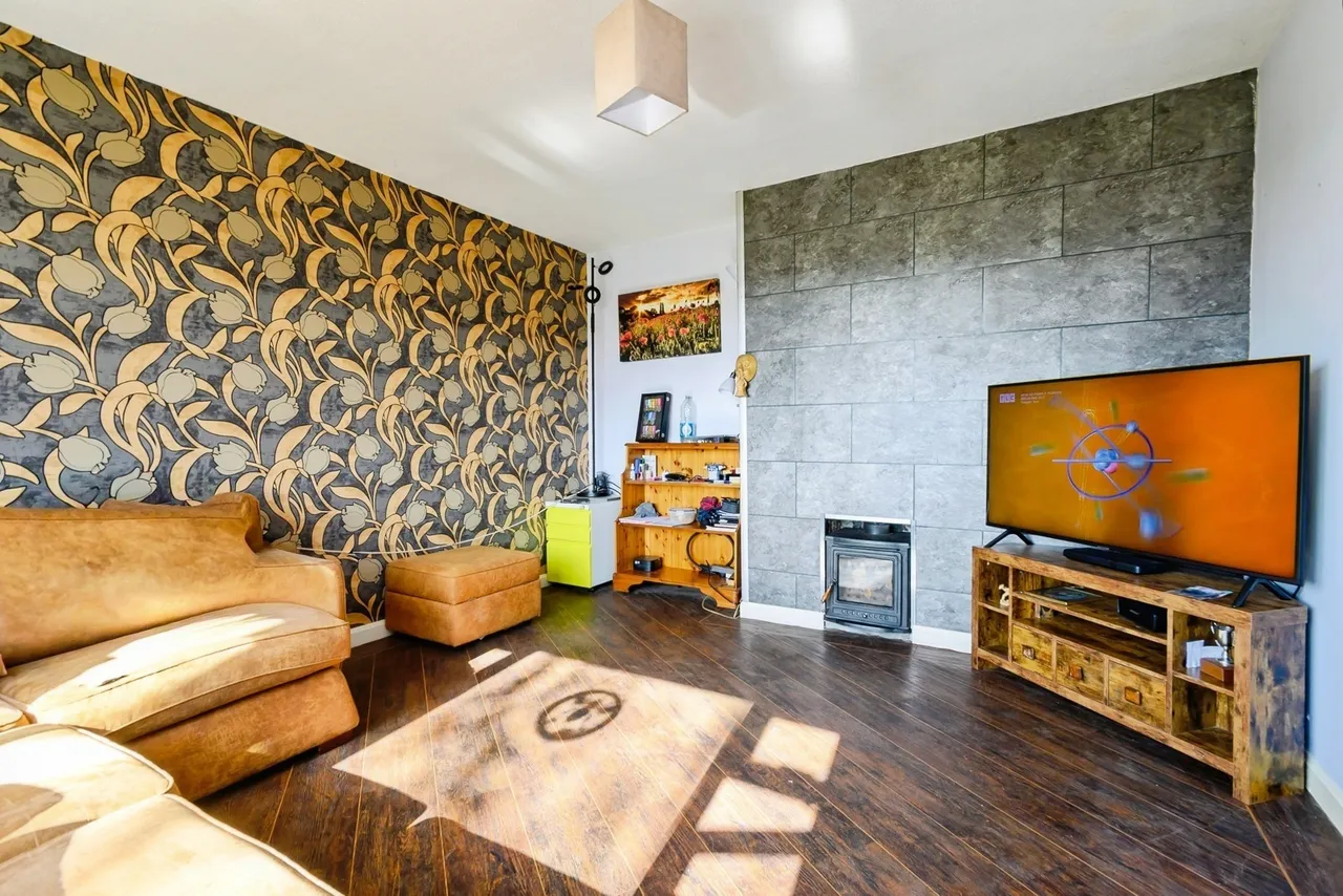 Eastham Way, Little Hulton, Manchester, Greater Manchester, M38, photo 4