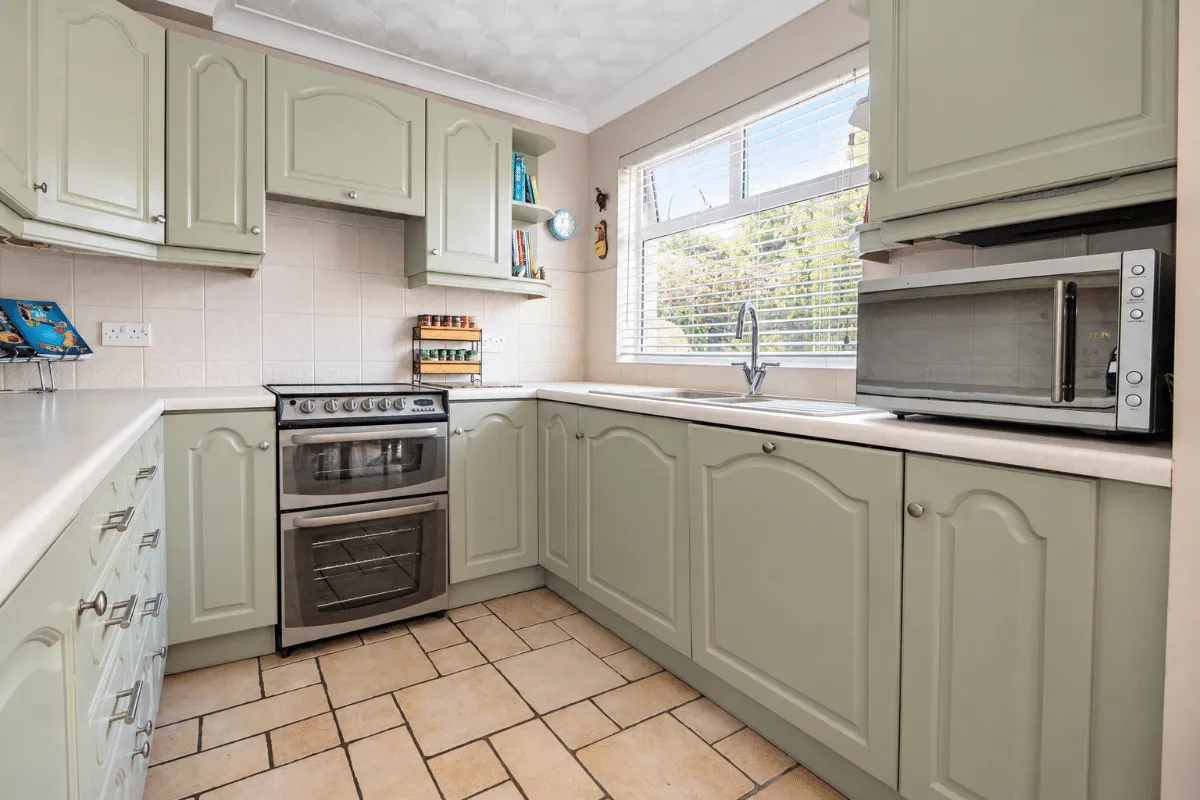 Stephen Close, Waterlooville, PO8, photo 4