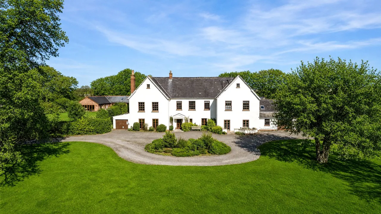 7 bed house for sale, Littleham, Bideford, EX39
