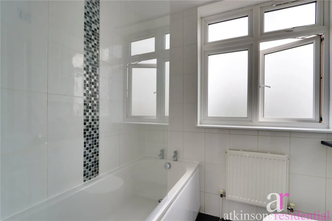 Willow Road, Enfield, Middlesex, EN1 3NE, photo 10