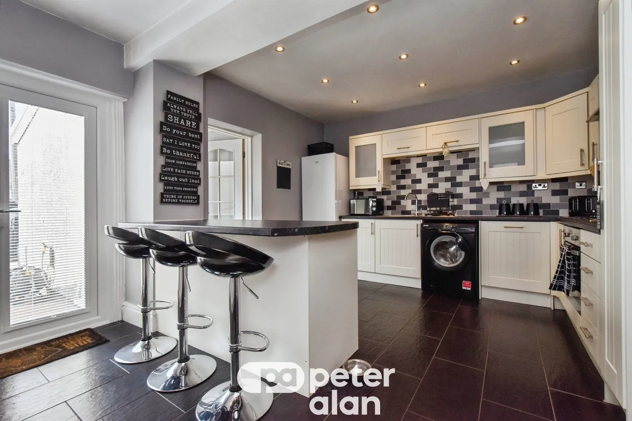 Bryn Seion Street, Tredegar, NP22, photo 6