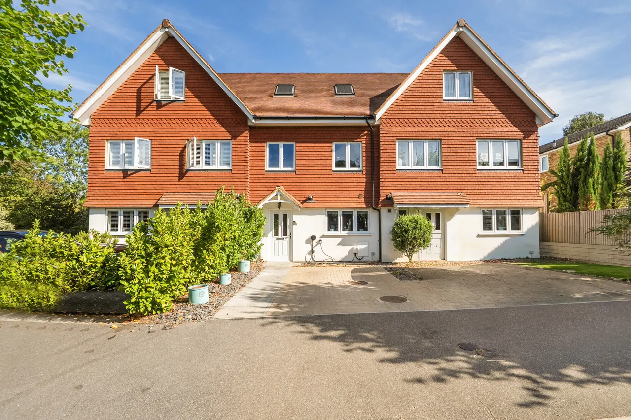 4 bed house for sale — Claremont Road, Redhill, RH1