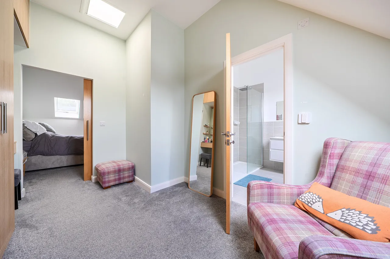 Claremont Road, Redhill, RH1, photo 8