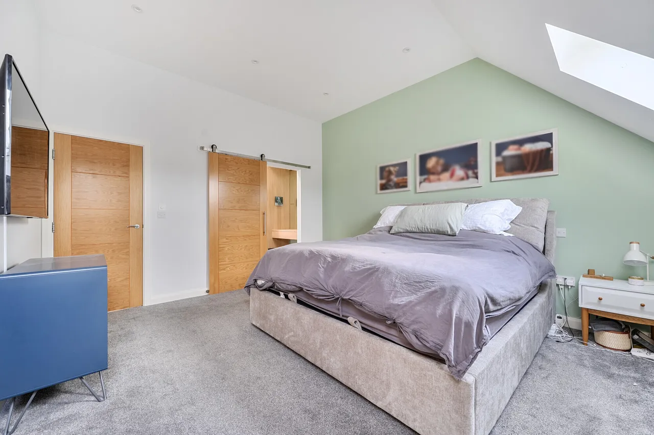 Claremont Road, Redhill, RH1, photo 4