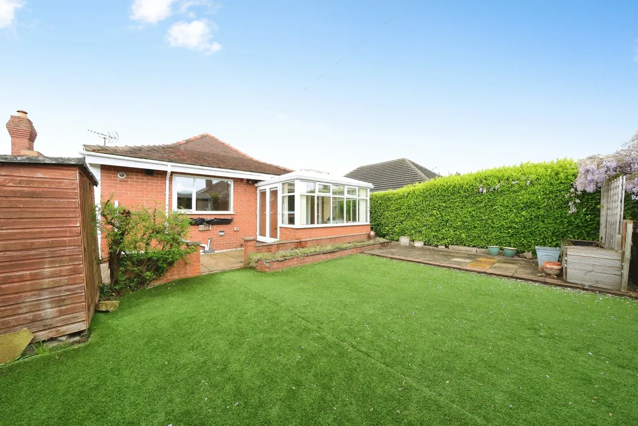 Woodland Road, Forest Town, Mansfield, Nottinghamshire, NG19, photo 15