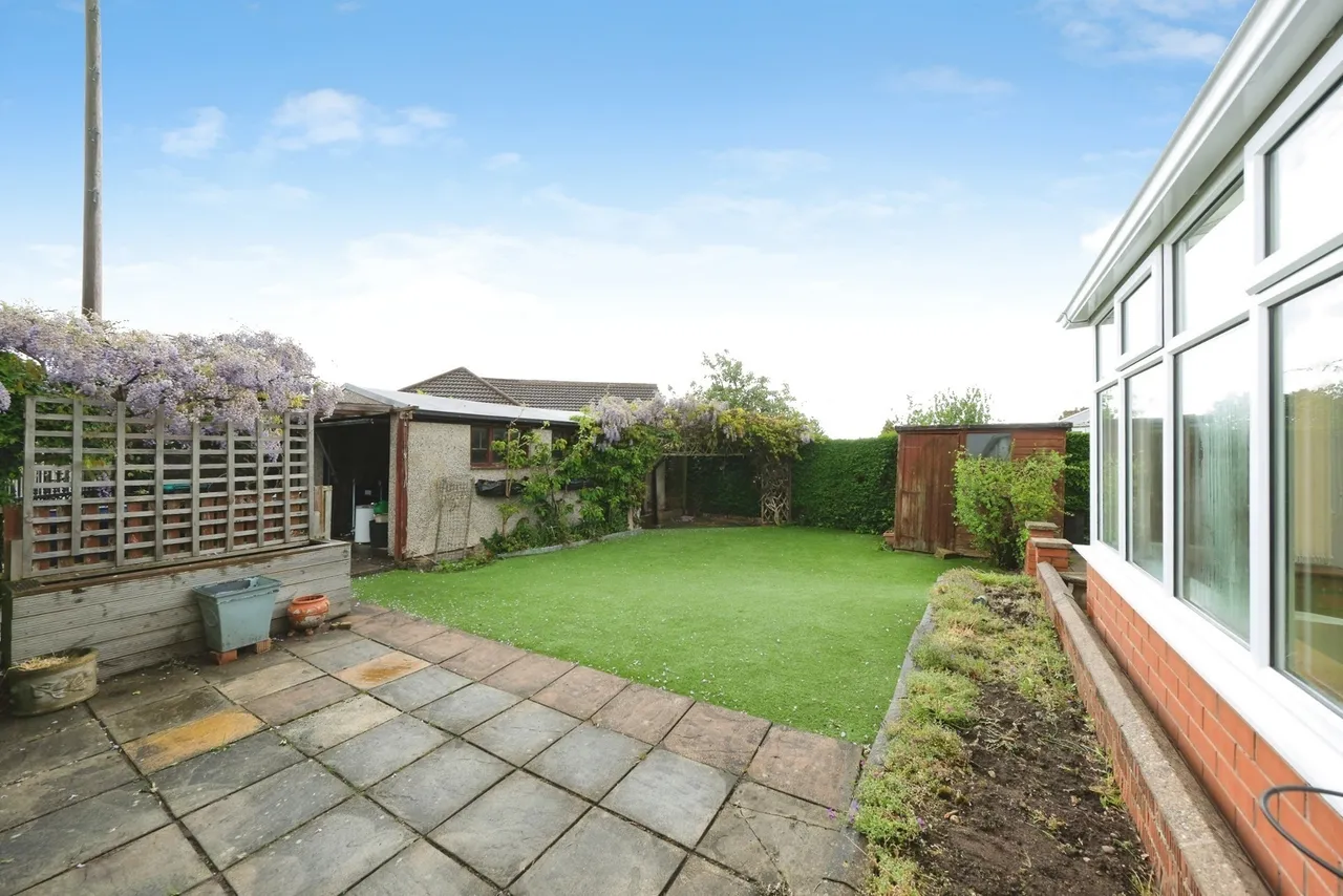 Woodland Road, Forest Town, Mansfield, Nottinghamshire, NG19, photo 14