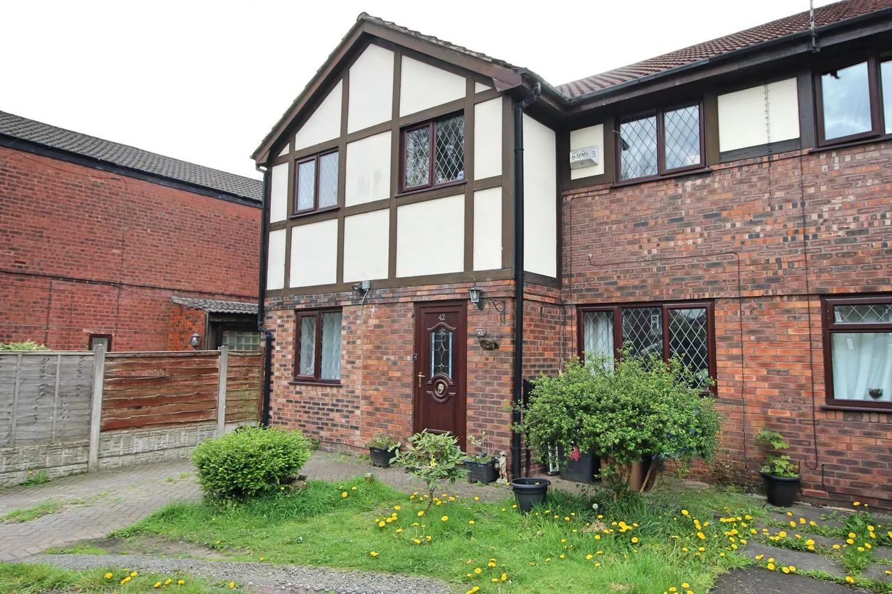 6 bed house for sale, Peel Lane, Manchester, M38
