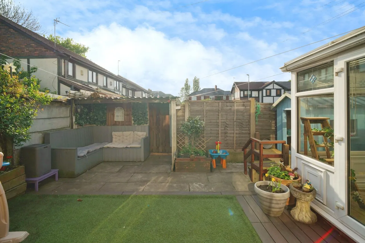 Peel Lane, Manchester, M38, photo 22
