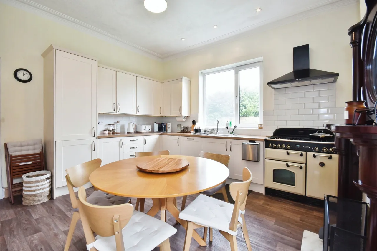 Manchester Road, Swinton, Greater Manchester, M27, photo 9