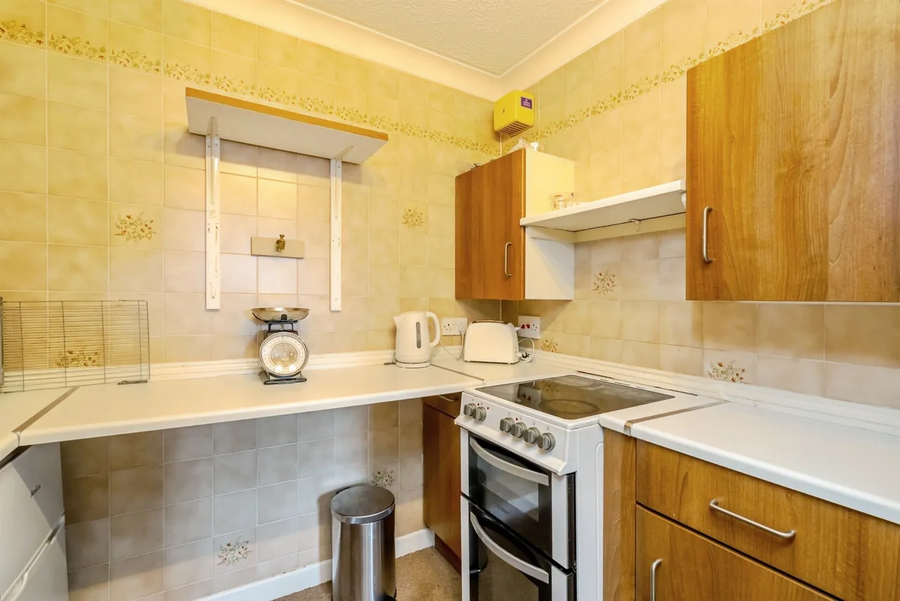 Campbell Road, Bognor Regis, photo 5