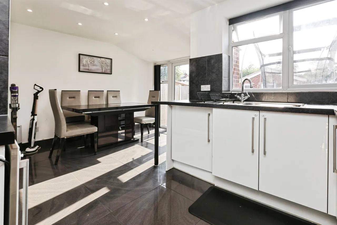 Old Bromford Lane, Birmingham, B8, photo 4