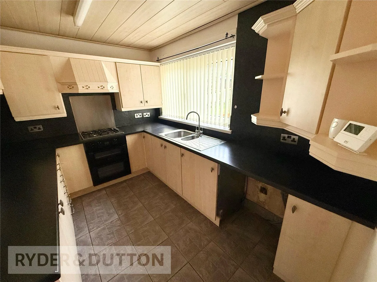 Chew Vale, Greenfield, OL3, photo 7