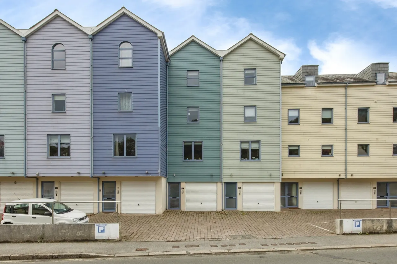 4 bed house for sale, Valley Road, Mevagissey, PL26