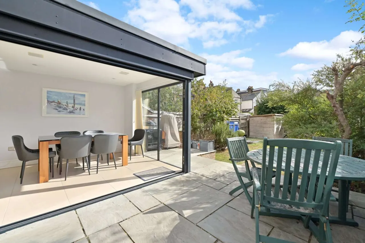 Bolton Road, Windsor, SL4, photo 19