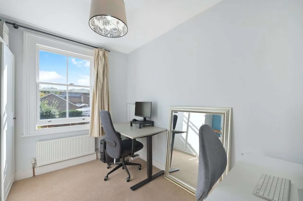 Bolton Road, Windsor, SL4, photo 16
