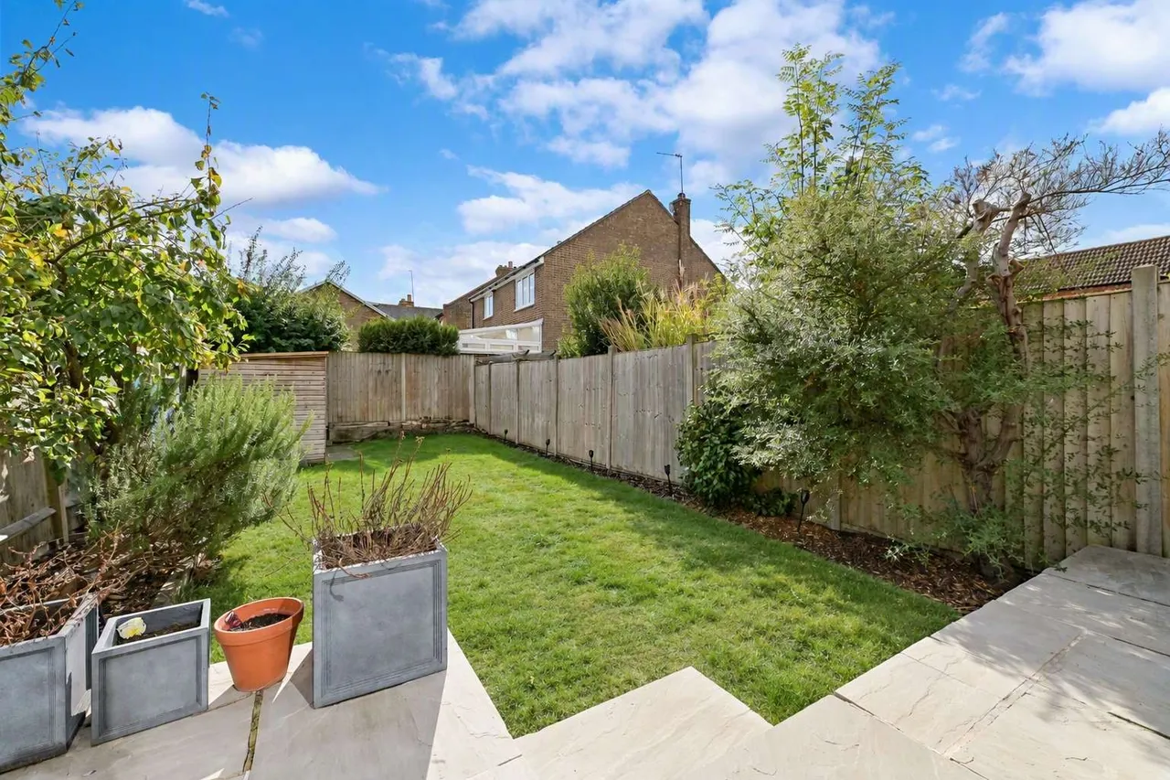 Bolton Road, Windsor, SL4, photo 20