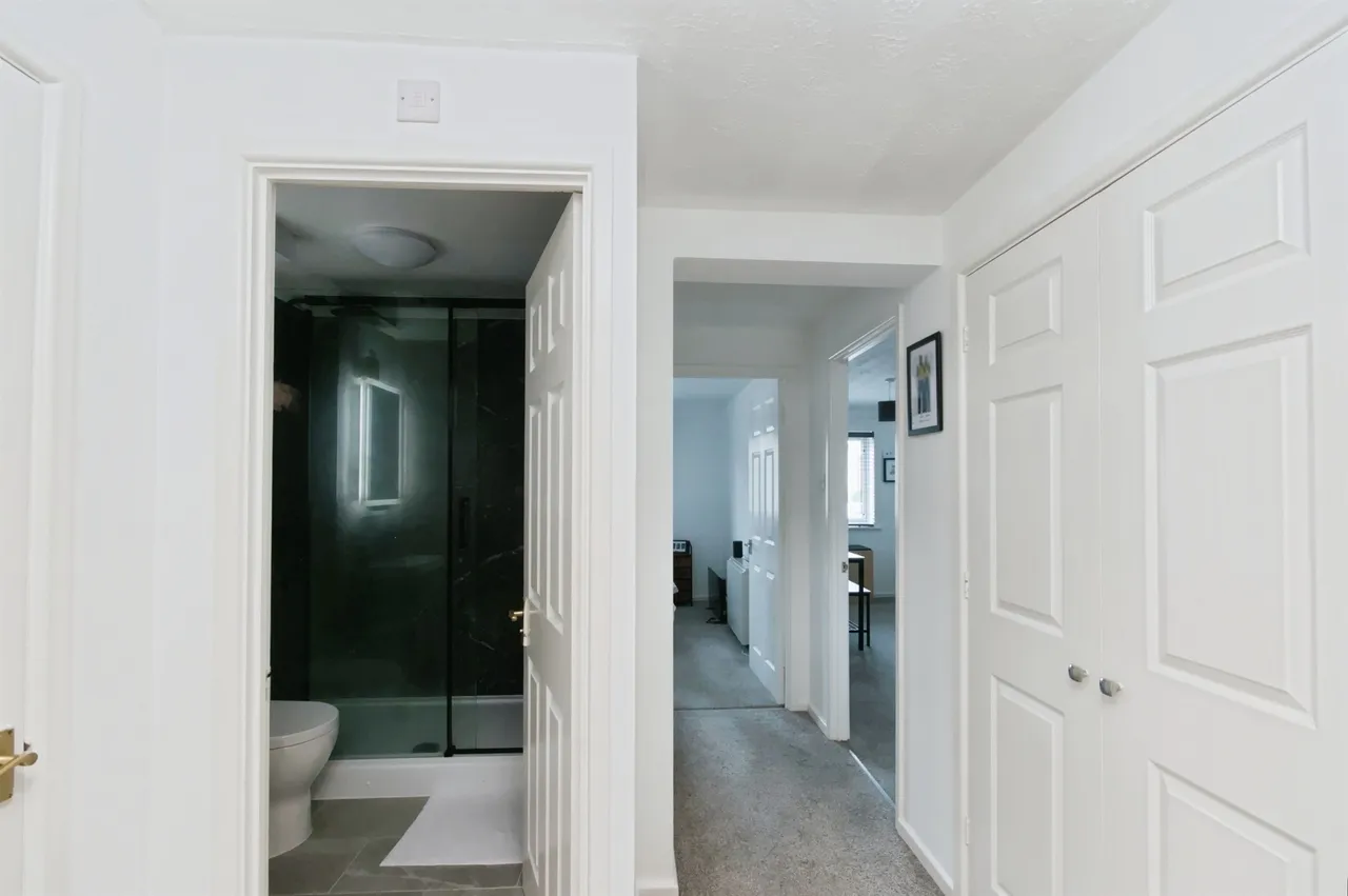 Broad Oak Close, Eastbourne, BN23, photo 4