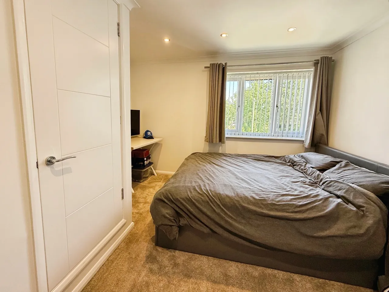 Lapin Lane, Basingstoke, Hampshire, RG22 4XH, photo 6