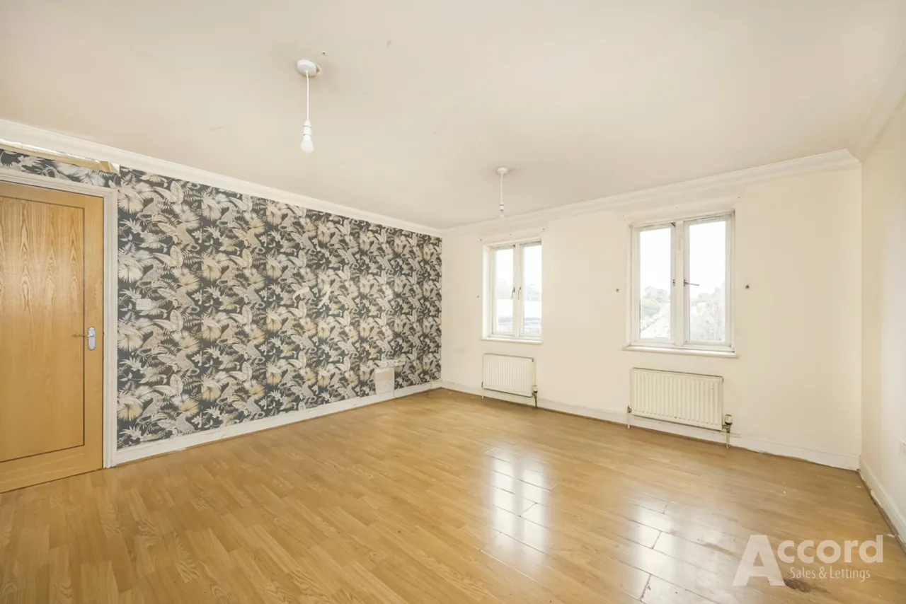 London Road, Romford, RM7, photo 13