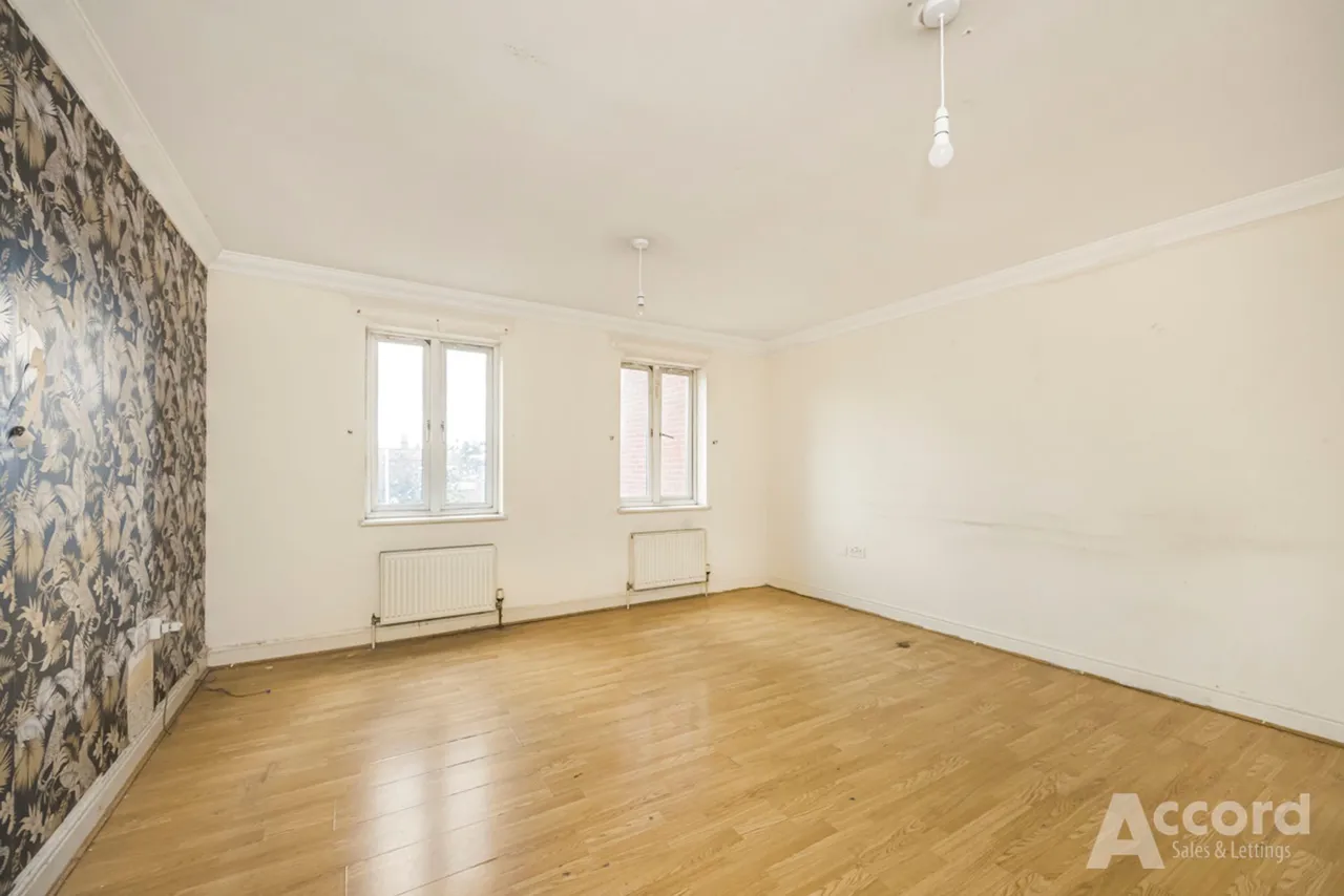 London Road, Romford, RM7, photo 5