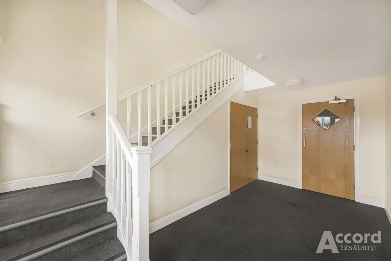 London Road, Romford, RM7, photo 20