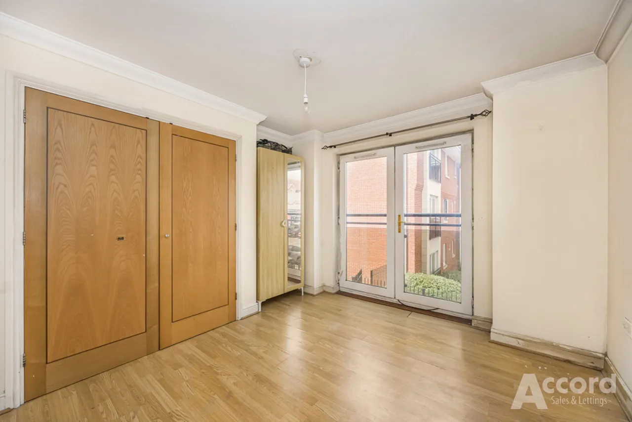 London Road, Romford, RM7, photo 6
