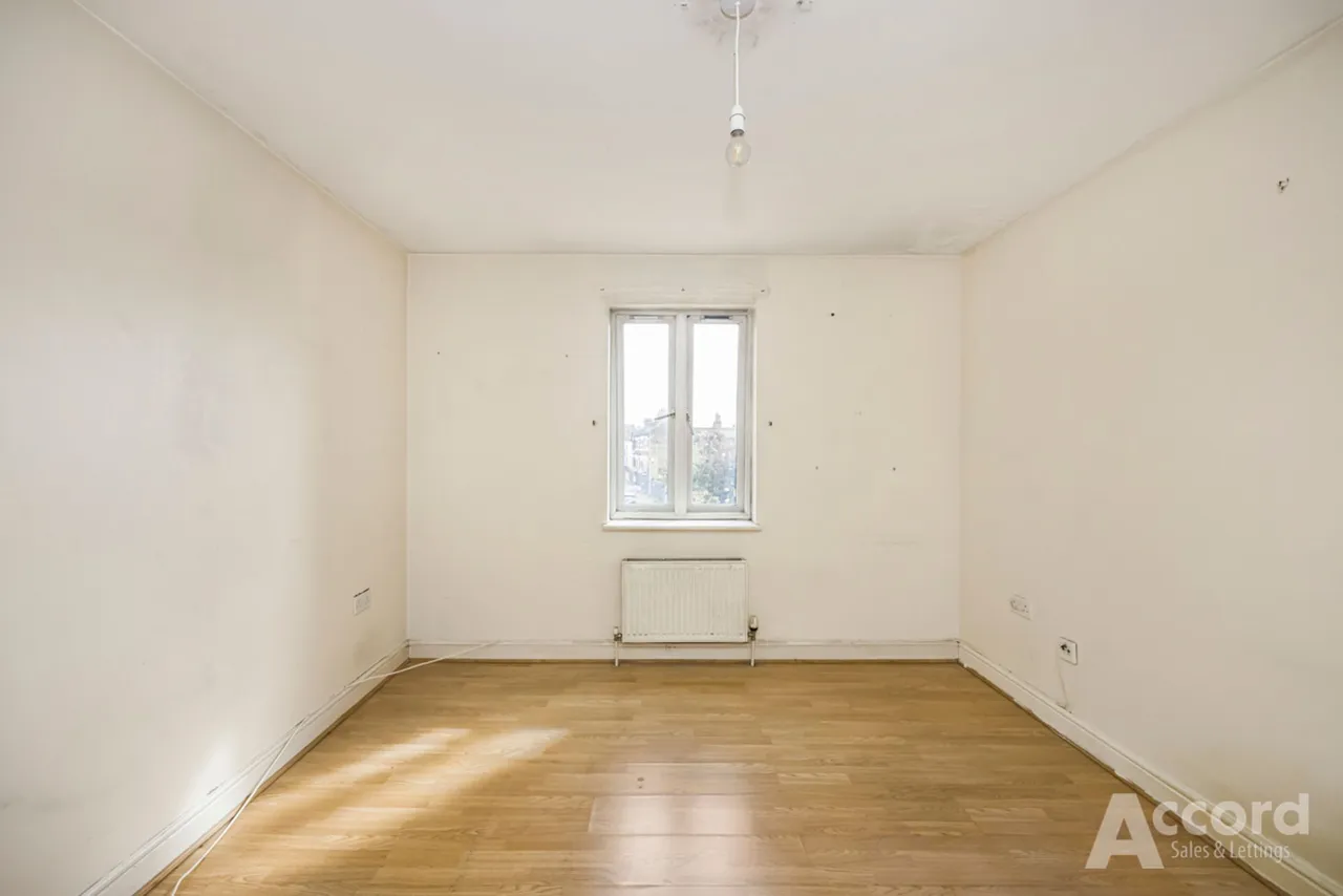 London Road, Romford, RM7, photo 19