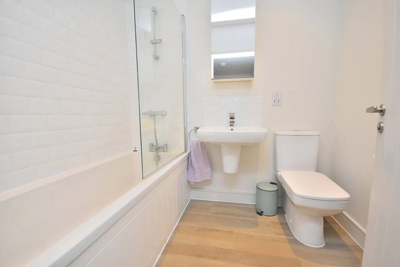 Countess Road, Northampton, NN5 7FA, photo 10