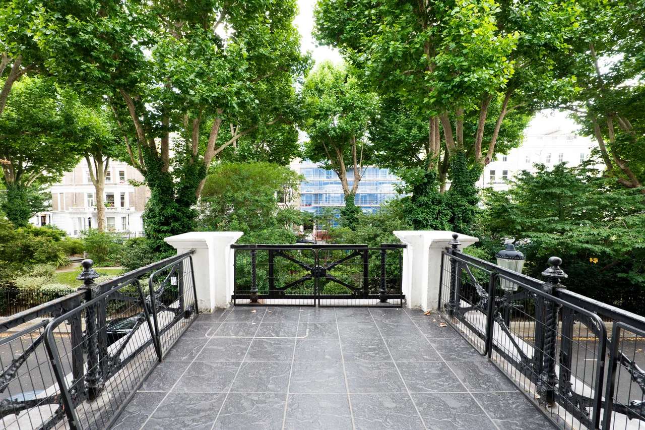 Lexham Gardens, Kensington, W8, photo 2