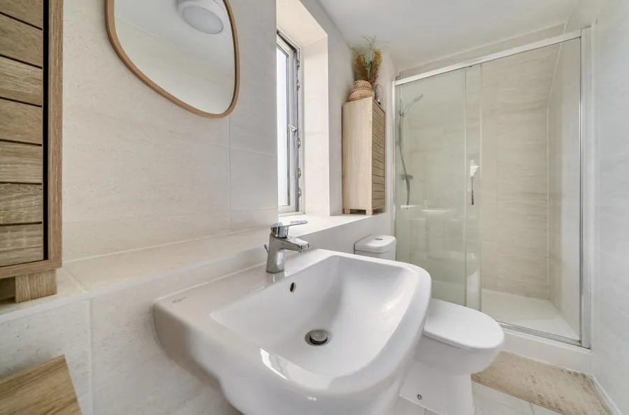 Trussell Road, Warfield, RG42, photo 6