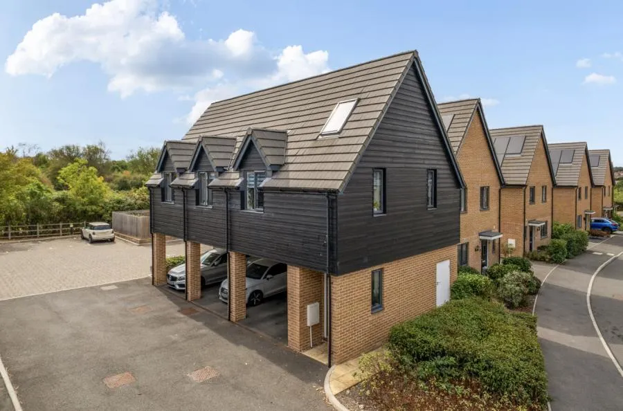 2 bed house for sale, Trussell Road, Warfield, RG42