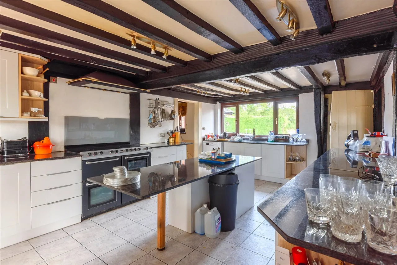 Guilsfield, Welshpool, Powys, SY21 9PS, photo 11