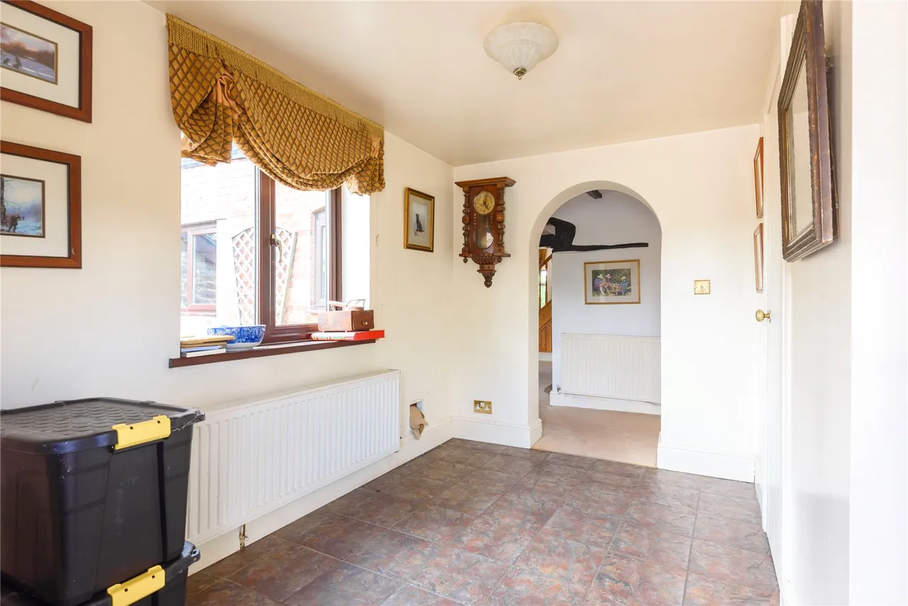 Guilsfield, Welshpool, Powys, SY21 9PS, photo 4
