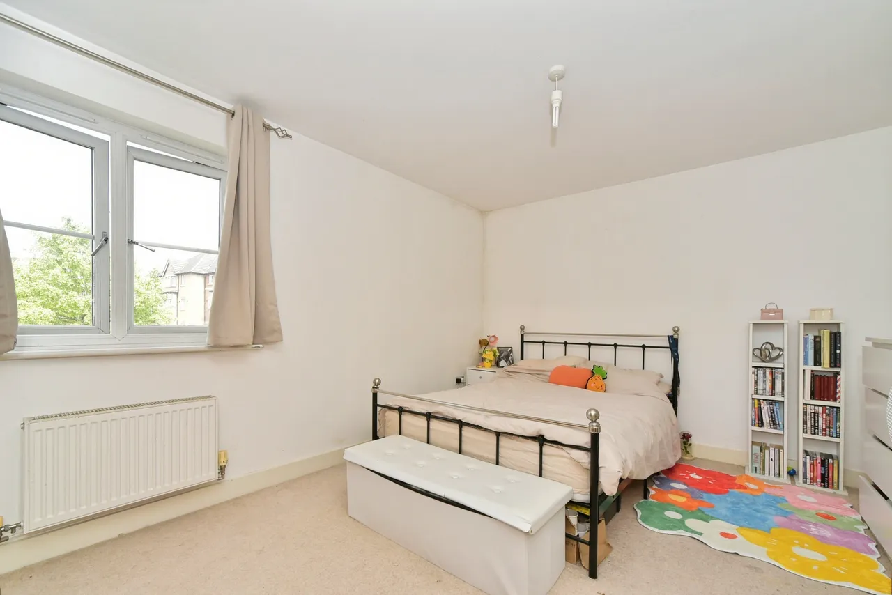 Strouds Close, Old Town, SN3, photo 10