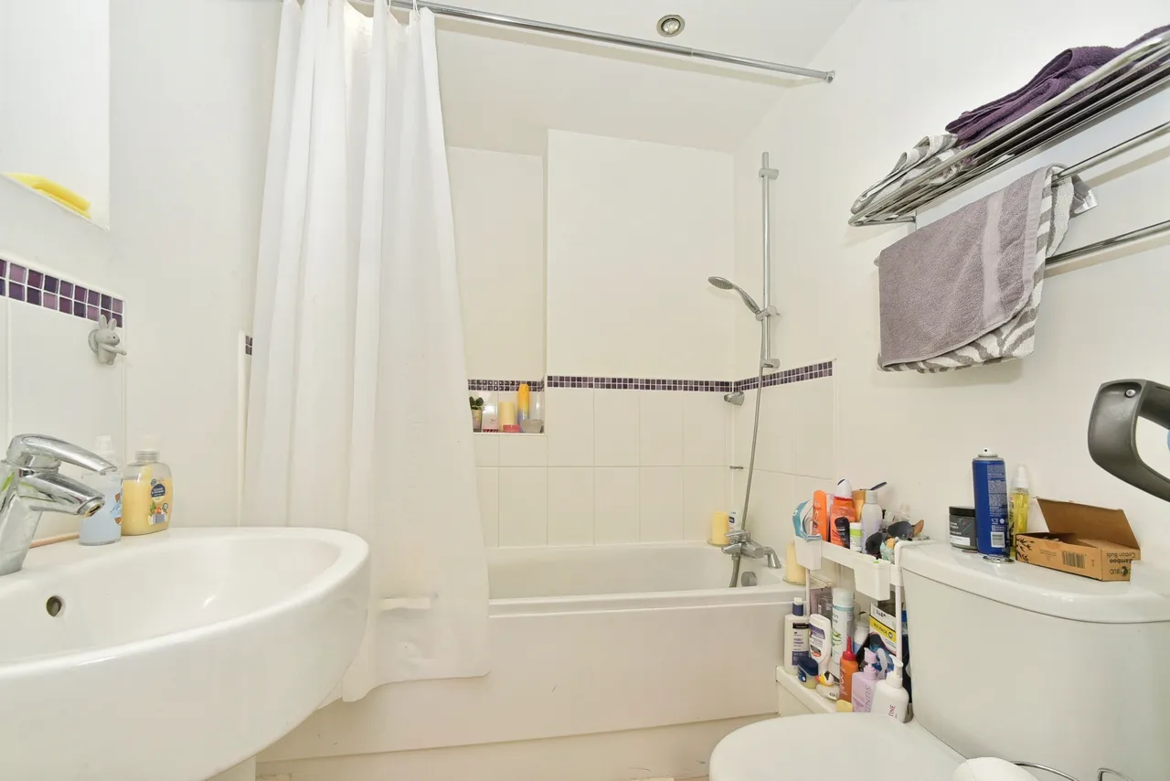 Strouds Close, Old Town, SN3, photo 17