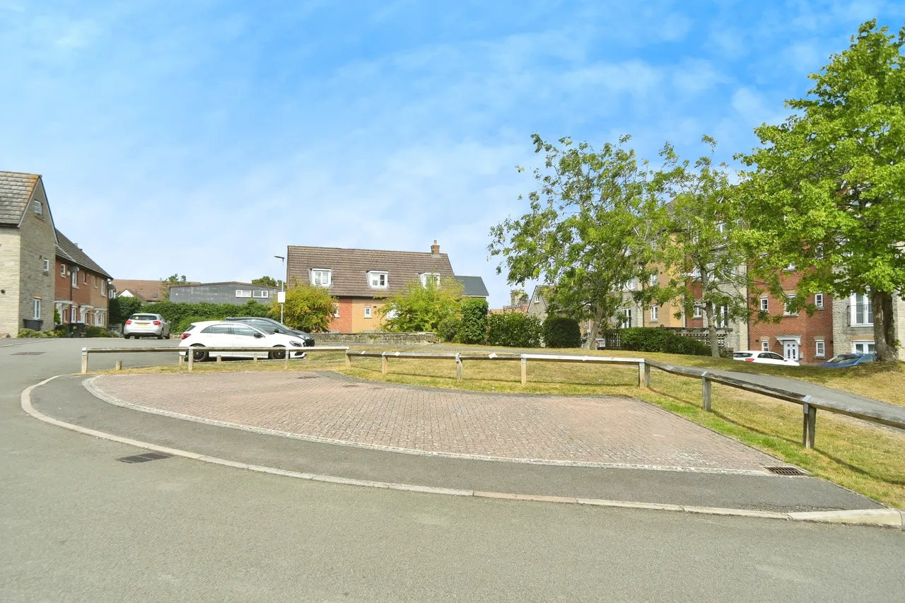 Strouds Close, Old Town, SN3, photo 18