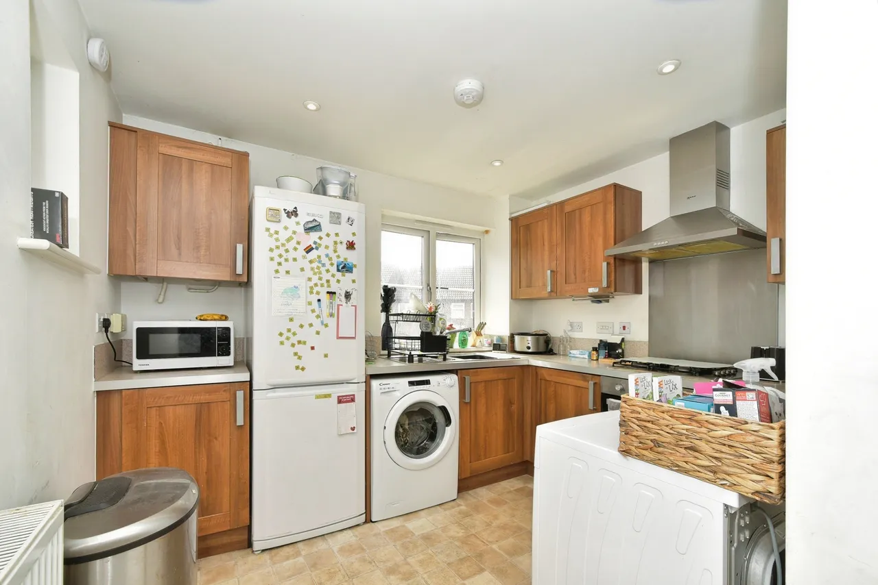 Strouds Close, Old Town, SN3, photo 6