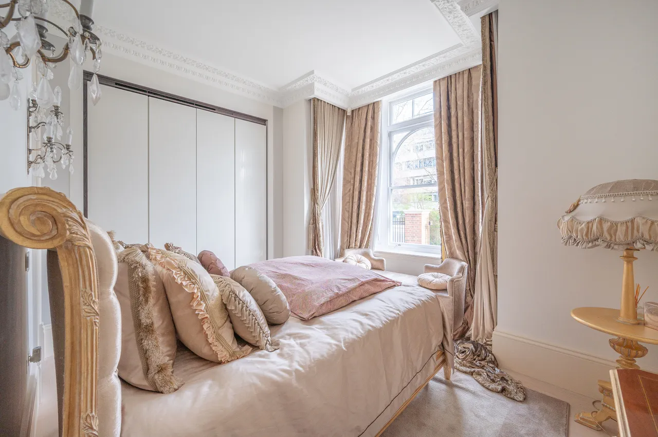 London, NW3, photo 12