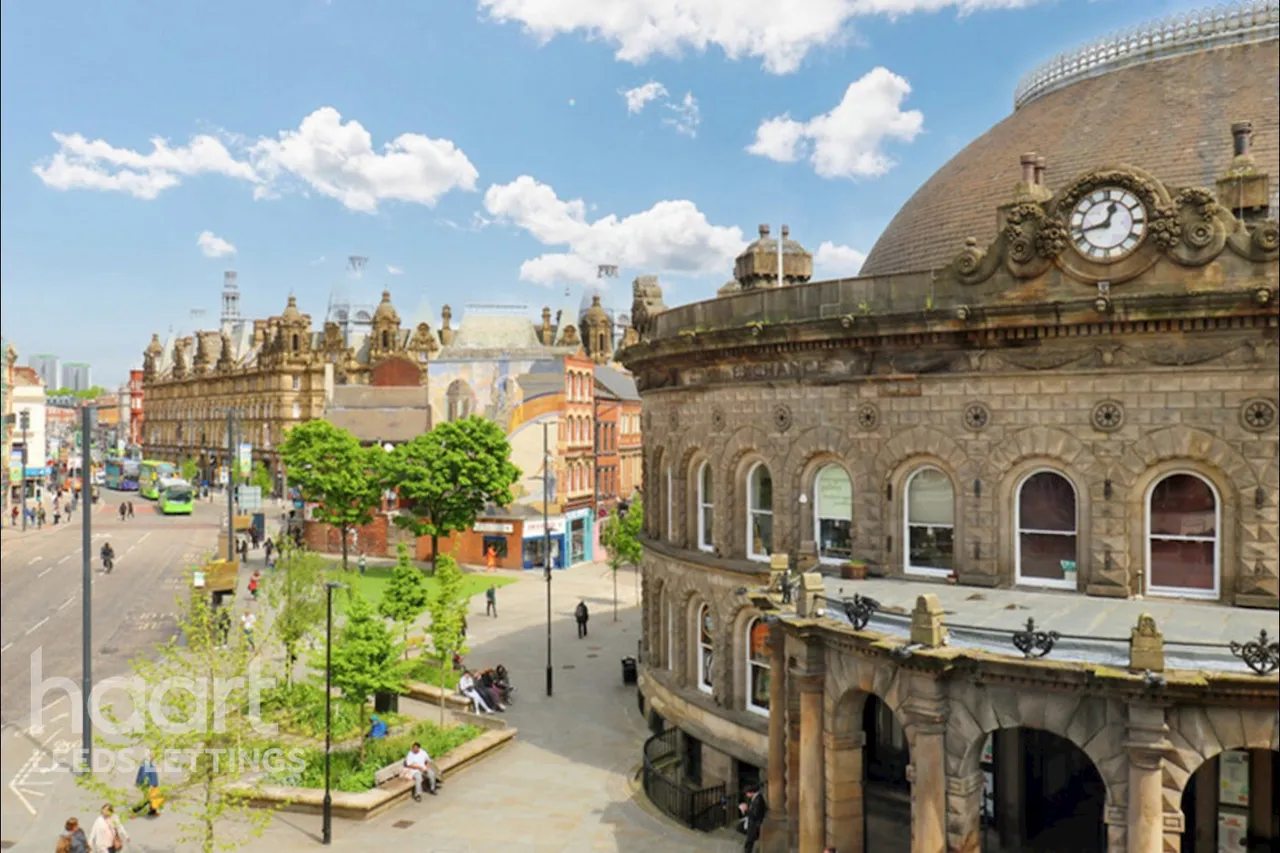 Crown Street, LS2, photo 2